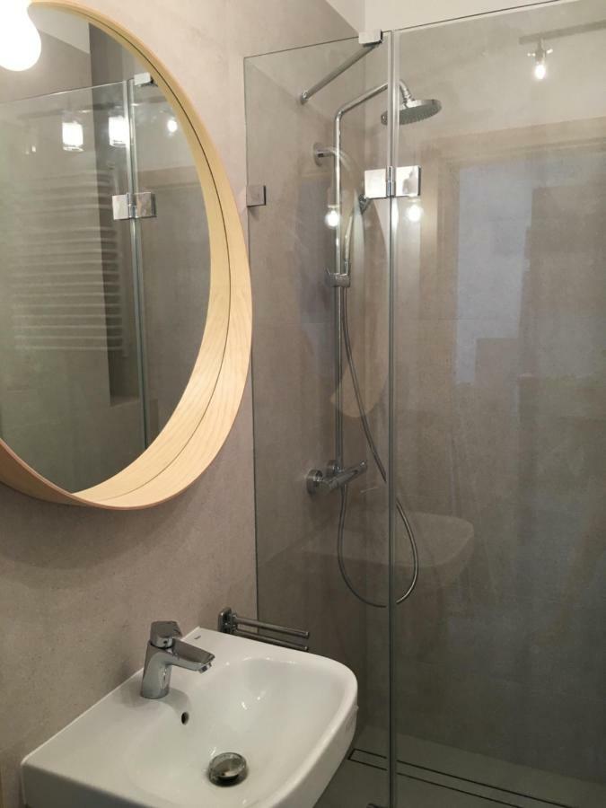 Shoq Studio Nice Apartment With Private Parking 克拉科夫 外观 照片
