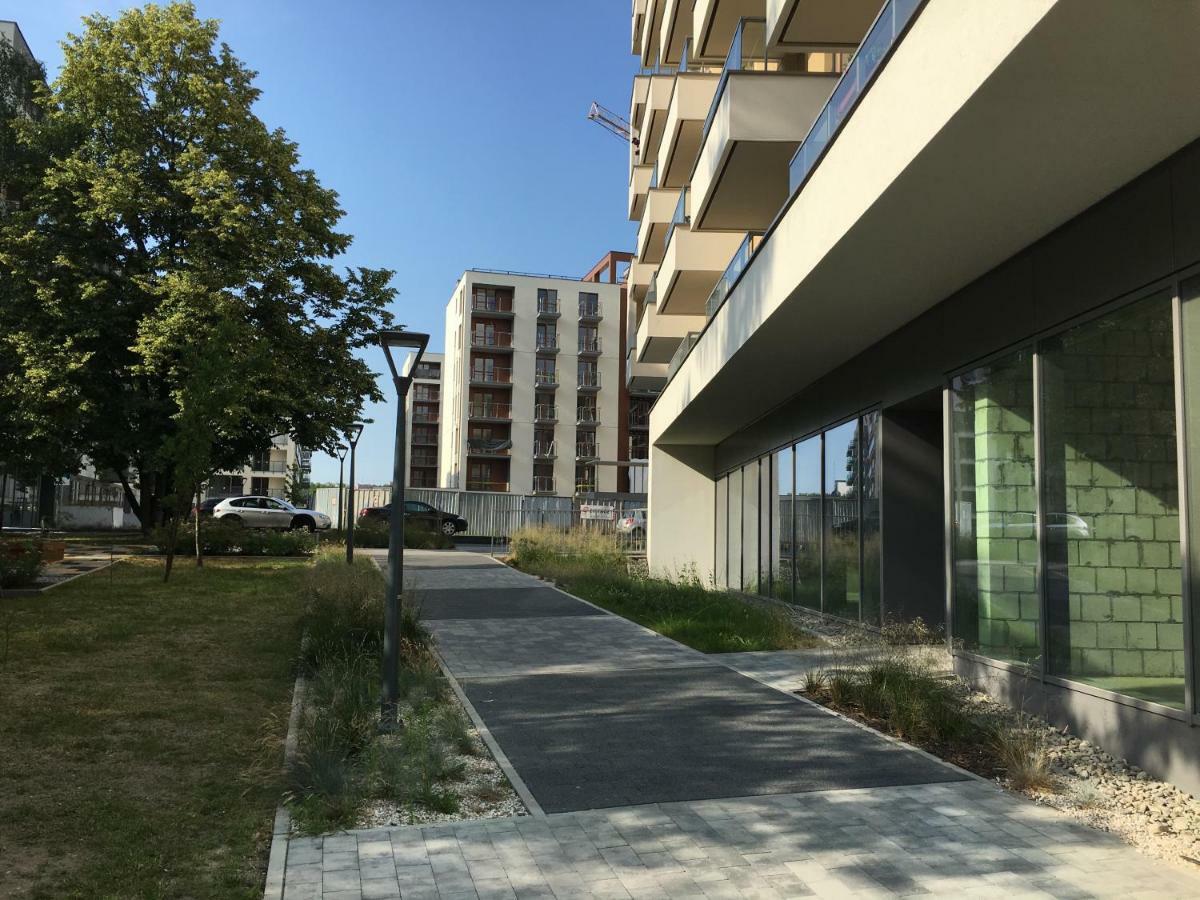 Shoq Studio Nice Apartment With Private Parking 克拉科夫 外观 照片