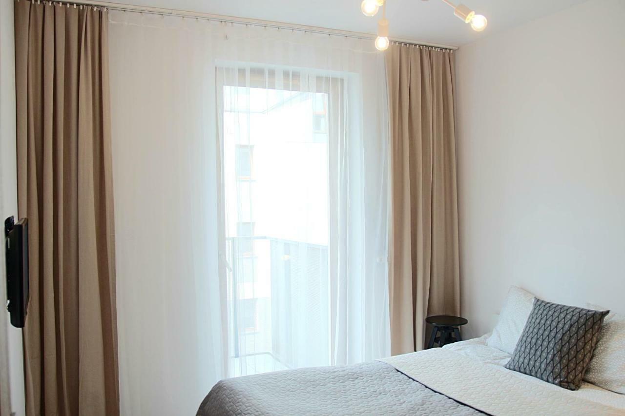 Shoq Studio Nice Apartment With Private Parking 克拉科夫 外观 照片